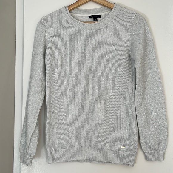 Tommy Hilfiger sweater - Picture 1 of 5